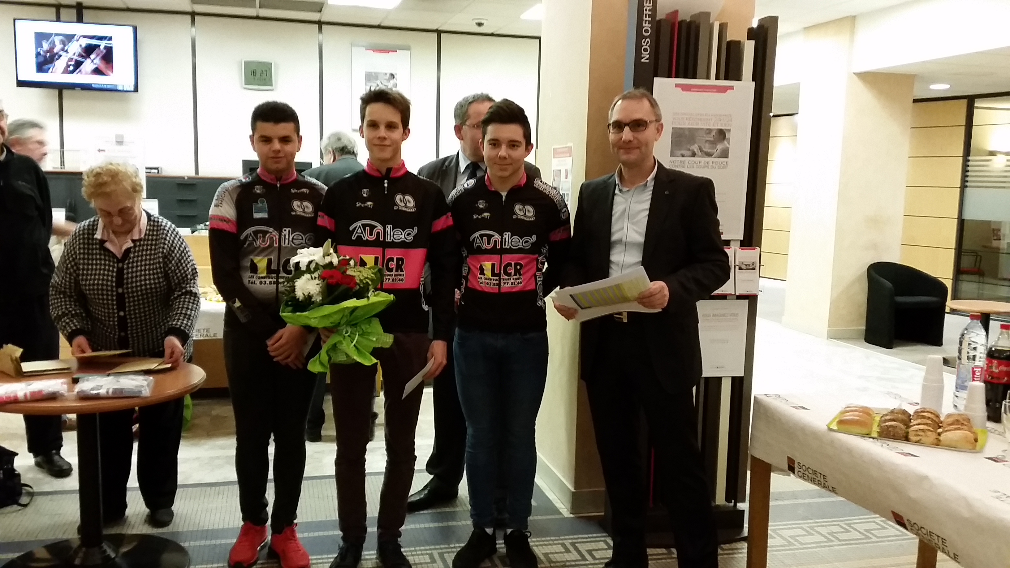 Le Comité de Moselle de Cyclisme et La Société Générale (Agence de Metz) avaient invité les Lauréats du Challenge Société Générale 2014 Cyclo-cross