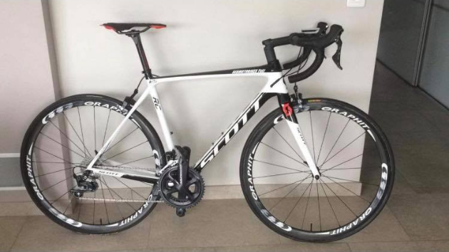 <strong>A vendre Scott addict rc 20 2018</strong>